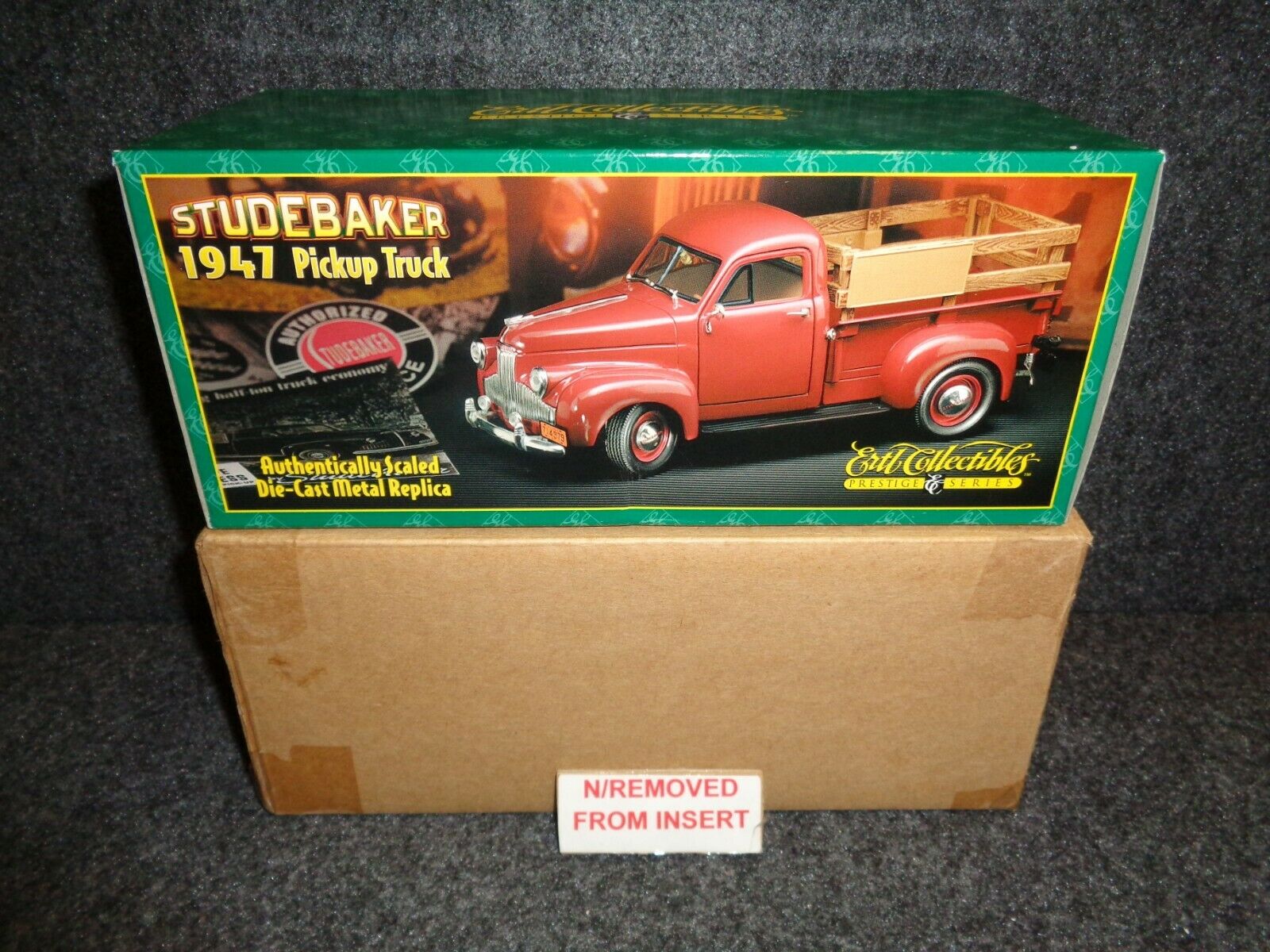 Texaco 1947 Studebaker Pickup Truck W-accessories Stock # 19022  Ertl 1:25 1998