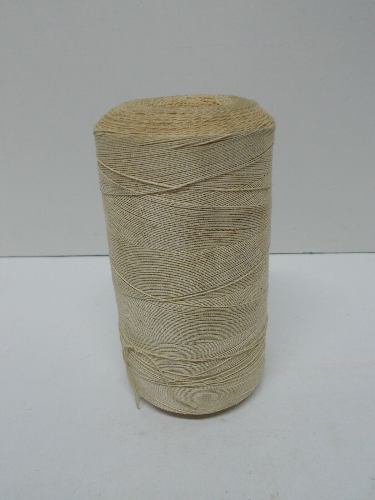 Roll Of Packaging Twine For Tying Pastry/ Donut Boxes Closed