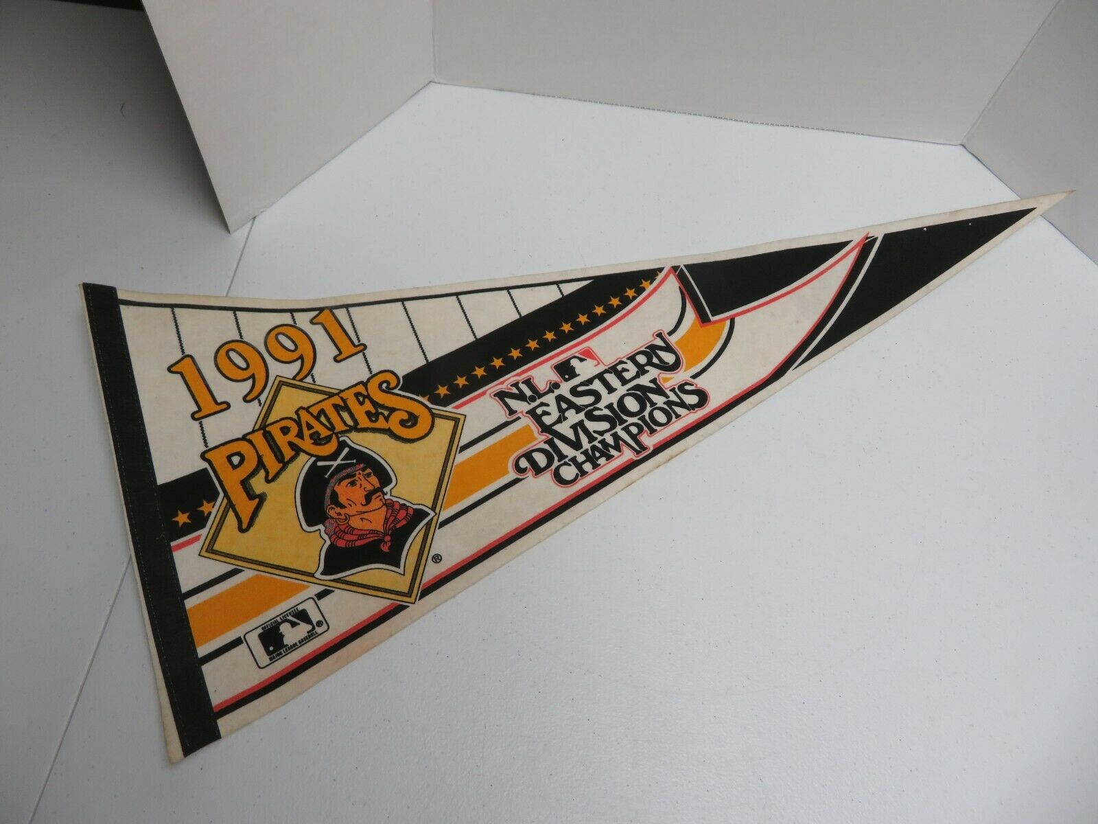Vntg Pittsburgh Pirates Full Size Pennant 1991 N.l. Eastern Division Champs